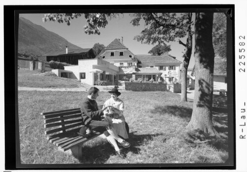 [Gasthaus zur Alten Schmiede in Stams / Tirol]