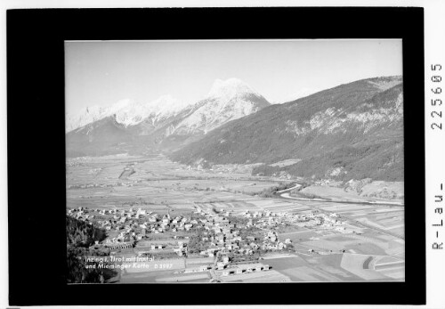 Inzing in Tirol mit Inntal und Mieminger Kette