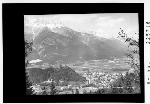 Völs gegen Brandjoch und Nordkette : [Völs gegen Nordkette mit Brandjoch und Hafelekar / Tirol]