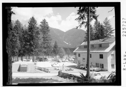 [Gasthof Wildsee mit Campingplatz am Wildsee bei Seefeld gegen Reitherspitze]