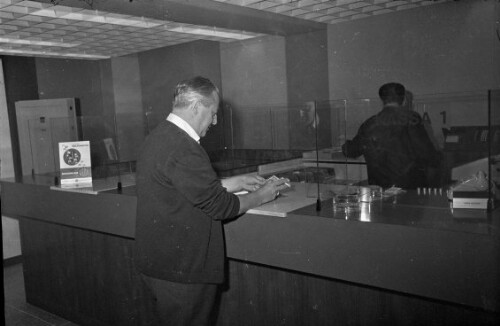 Weltspartag in der Bregenzer Bawag-Bank