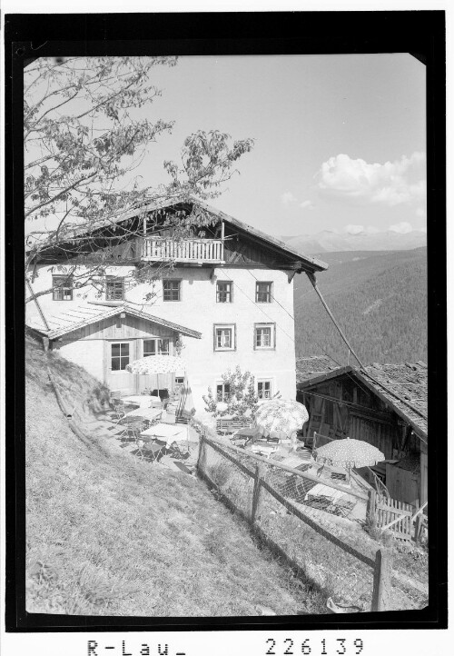 [Jausenstation Vergör ob Fulpmes im Stubaital / Tirol]