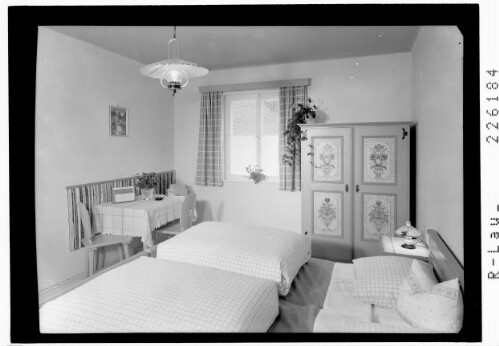 [Fremdenzimmer im Fremdenheim Küng in Gries am Brenner / Tirol]