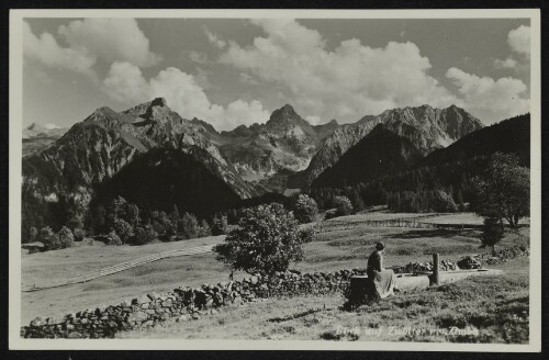 [Bürserberg Tschengla] Blick auf Zwölfer u. Zimba