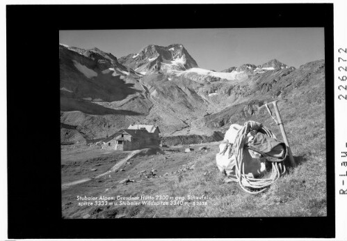 Stubaier Alpen / Dresdner Hütte 2300 m gegen Schaufelspitze 3333 m und Stubaier Wildspitze 3340 m