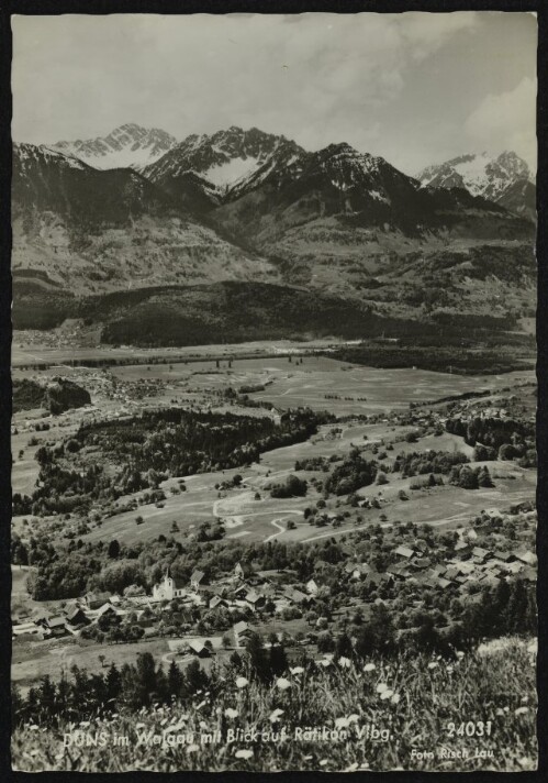 Düns im Walgau mit Blick auf Rätikon Vlbg.