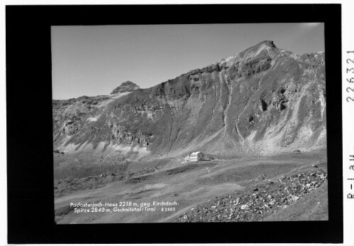 Padasterjoch Haus 2218 m gegen Kirchdachspitze 2840 m / Gschnitztal / Tirol