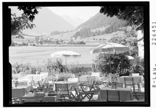 [Blick vom Cafe Stubai in Fulpmes im Stubaital gegen Medraz und Zuckerhütl / Tirol]