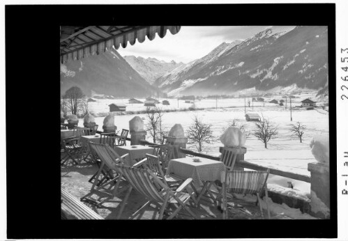 Neustift / Gästehaus Cafe Gletscherblick - Terrasse mit Stubaier Alpen