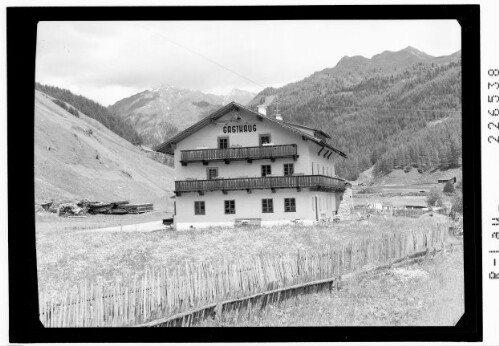 [Gasthaus Fischer im Schmirnertal gegen Jochgrubenkopf / Tirol]