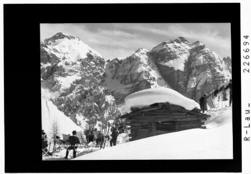 Stubaier Alpen / Tirol / Motiv am Weg zur Elferhütte