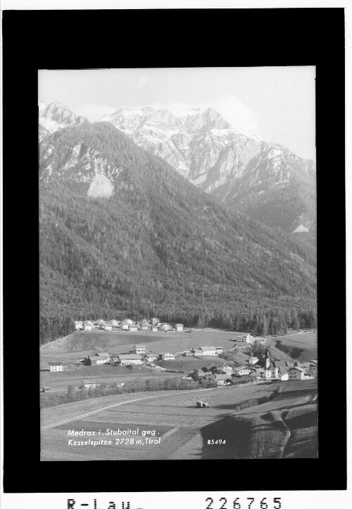 Medraz im Stubaital gegen Kesselspitze 2728 m