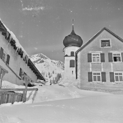 Stuben am Arlberg, Kirche