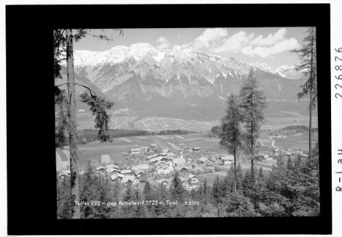 Tulfes 922 m gegen Bettelwurf 2725 m / Tirol