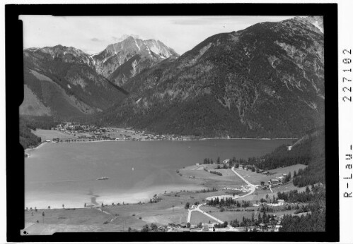 [Buchau bei Maurach am Achensee gegen Pertisau und Mondscheinspitze / Tirol]