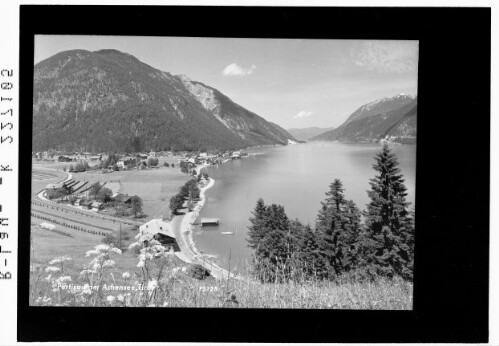 Pertisau am Achensee / Tirol : [Pertisau am Achensee gegen Seekarspitze und Unnutz]
