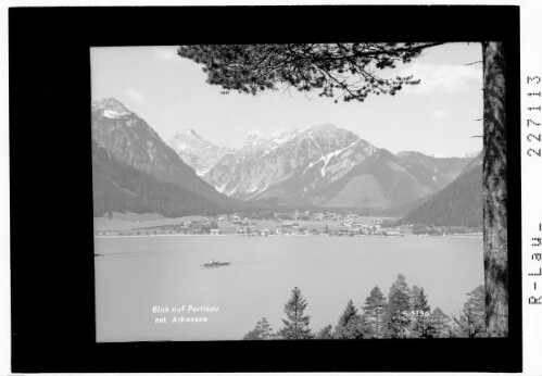 Blick auf Pertisau mit Achensee : [Pertisau am Achensee gegen Sonnjoch / Tirol]