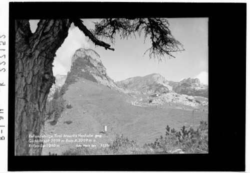 Rofangebirge / Tirol / Mauritz Hochalm gegen Gschöllkopf 2039 m - Rosskopf 2259 m und Rofanspitze 2260 m