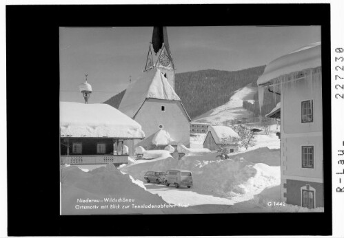 Niederau - Wildschönau / Ortsmotiv mit Blick zur Tennladenabfahrt / Tirol