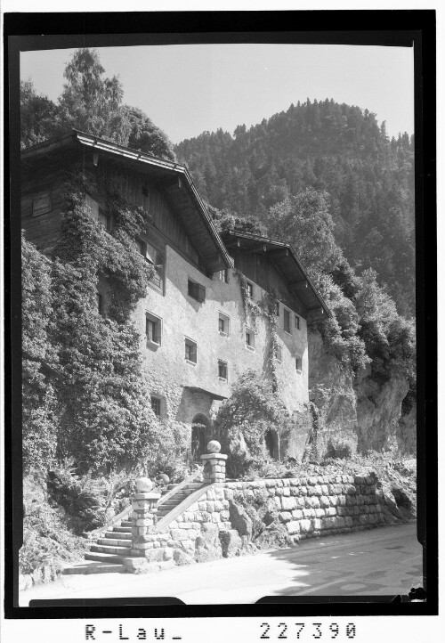 [Aus Rattenberg im Unterinntal / Tirol]