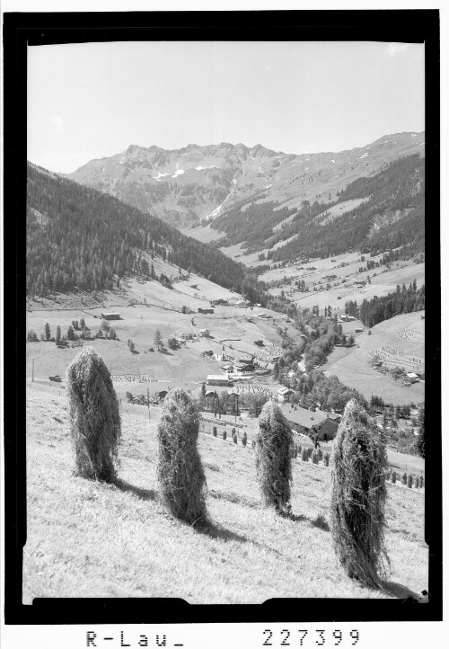 [Inneralpbach gegen Sagtalerspitzen / Tirol]