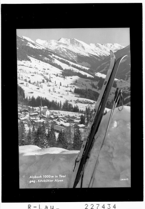 Alpbach 1000 m in Tirol gegen Kitzbühler Alpen