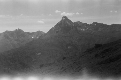 Ausblick vom Zeinisjoch auf Ballunspitze