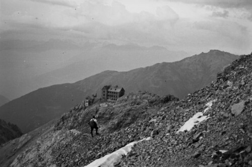 Payer Hütte vom Tabarettaferner aus