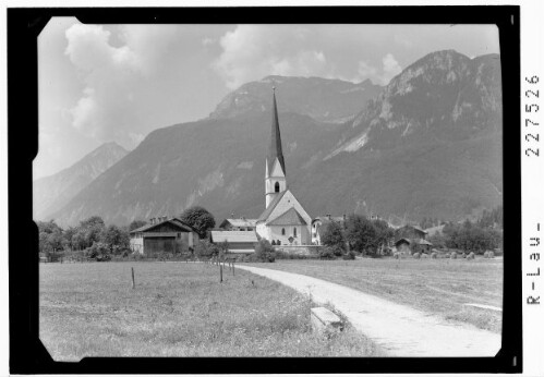 [Voldöpp bei Kramsach im Unterinntal gegen Vorderes Sonnwendjoch / Tirol]