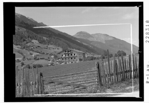 [Gasthof Alpenhof in Neder bei Neustift im Stubaital gegen Nederjoch / Tirol]