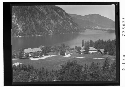 [Hotel Achenseehof am Achensee gegen Plickenkopf / Tirol]