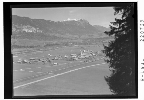 [Radfeld im Unterinntal gegen Kienberg / Tirol]