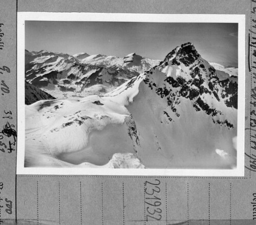 [Fiderepass mit Schüsser gegen Diedamskopf und Hohen Ifen]