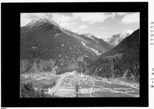 Längenfeld gegen Sulztal und Winnebachspitze / Ötztal / Tirol