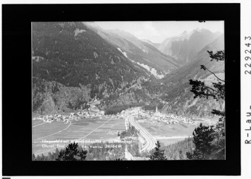 Längenfeld mit Winnebachspitze und Geisslehnkogl / Ötztal / Tirol