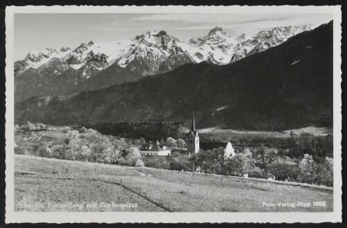 Schnifis, Vorarlberg mit Zimbaspitze