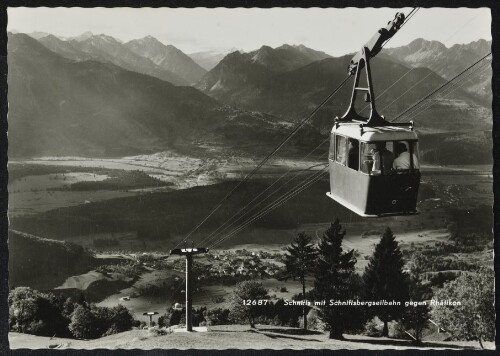 Schnifis mit Schnifisbergseilbahn gegen Rhätikon