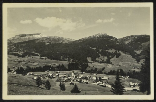 [Mittelberg Riezlern] : [Riezlern 1100 m mit Hoch Jfen 2232 m ...]