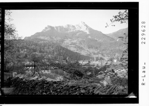 [Blick von Unterletzen bei Pflach im Ausserfern zum Säuling / Tirol]