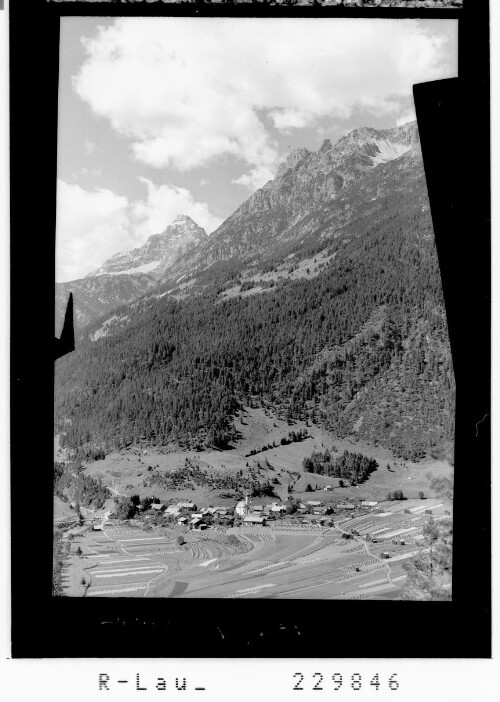 [Vorderhornbach im Lechtal gegen Hochvogel / Ausserfern / Tirol]