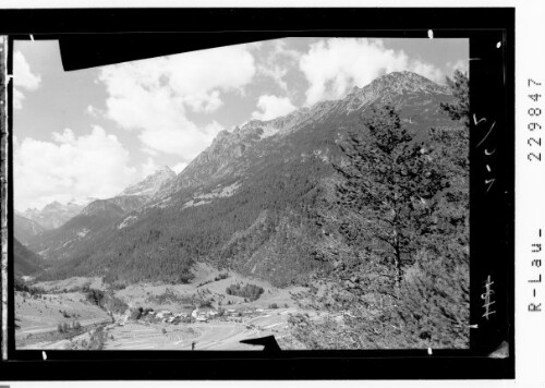 Vorderhornbach / Tirol 973 m mit Hochvogel 2594 und Grubachspitze 2102 m