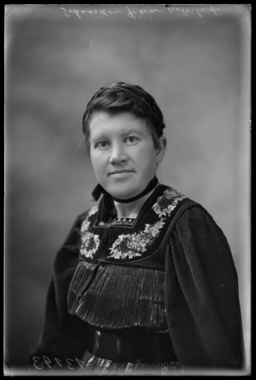 Frieda Schneider aus Egg
