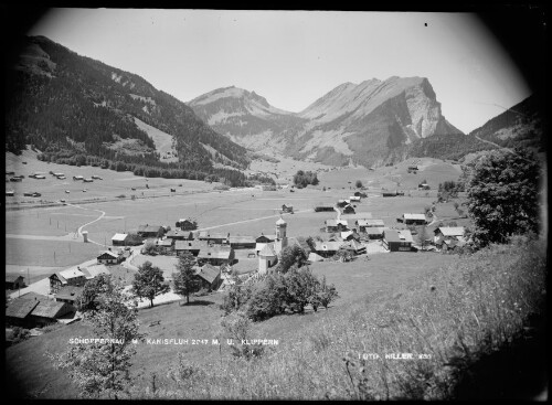 Schoppernau mit Kanisfluh 2047 M und Klippern