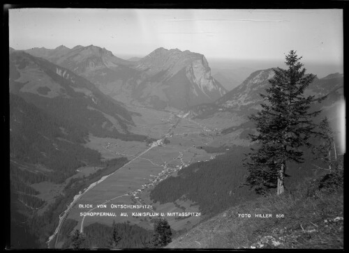 Blick von Üntschenspitze Schoppernau, Au, Kanisfluh und Mittagspitze