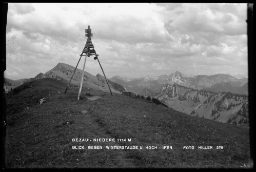 Bezau-Niedere 1714 M Blick gegen Winterstaude und Hoch-Ifen