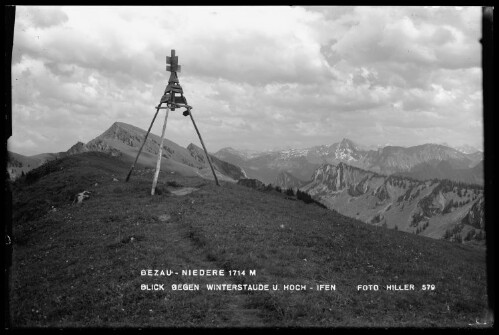 Bezau-Niedere 1714 M Blick gegen Winterstaude und Hoch-Ifen