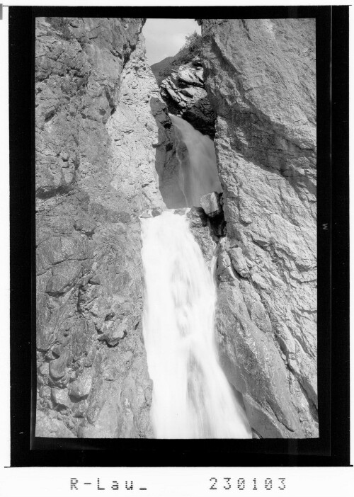 [Simms Wasserfall bei Holzgau im Lechtal / Ausserfern / Tirol]