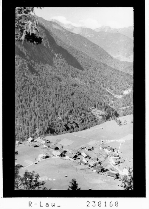 [Rinnen bei Berwang im Ausserfern gegen Allgäuer Alpen / Tirol]