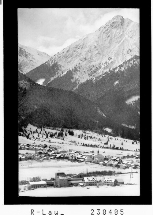 [Vils im Ausserfern gegen Roßberg / Tirol]