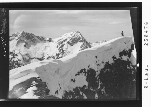 [Die Blässe mit Blick zum Rauhhorn und Gaishorn / Ausserfern Tirol]